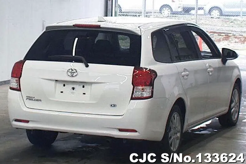 2013 Toyota / Corolla Fielder Stock No. 133624
