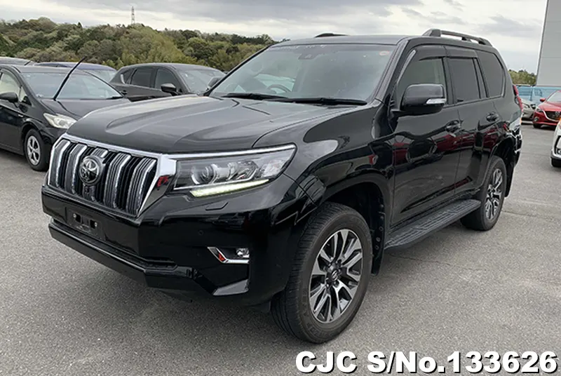 Toyota Land Cruiser Prado in Black for Sale Image 3
