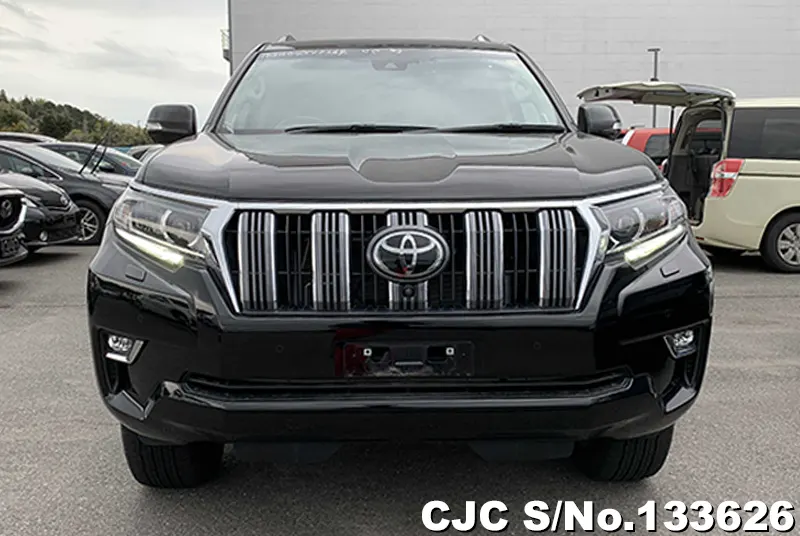 Toyota Land Cruiser Prado in Black for Sale Image 4