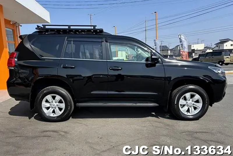 2022 Toyota / Land Cruiser Prado Stock No. 133635