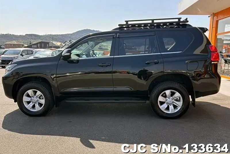 2022 Toyota / Land Cruiser Prado Stock No. 133635