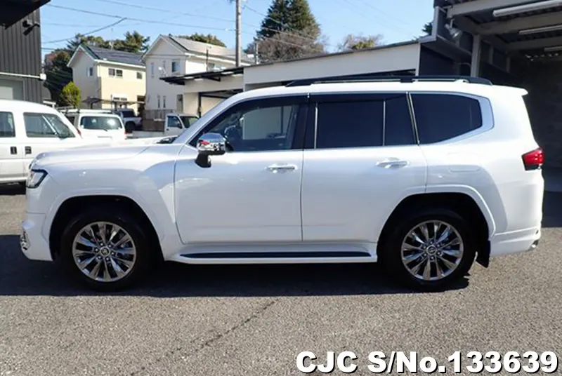2021 Toyota / Land Cruiser Stock No. 133639