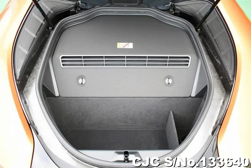 2021 BMW / i8 Stock No. 133640