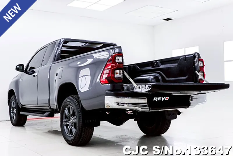 2022 Toyota / Hilux / Revo Stock No. 133647