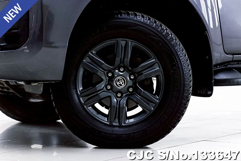 2022 Toyota / Hilux / Revo Stock No. 133647