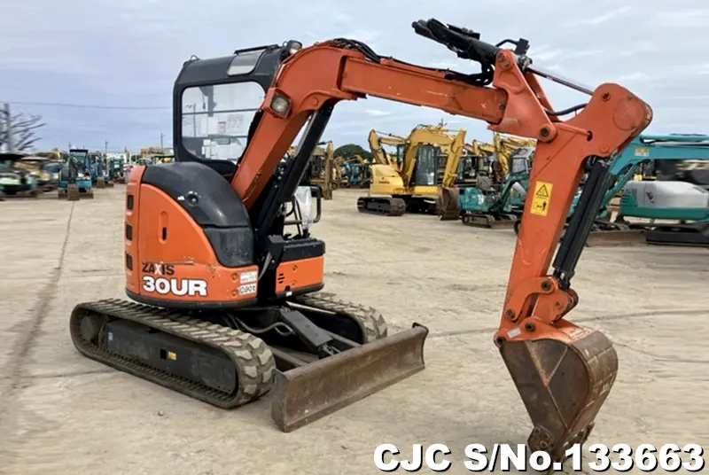 2017 Hitachi / ZX30 Excavator ZX30UR-5B