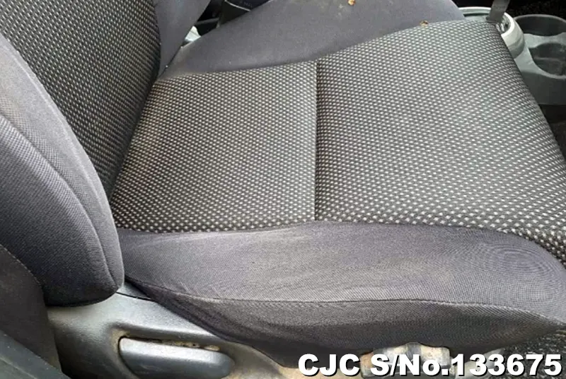 Toyota IST in Silver for Sale Image 9