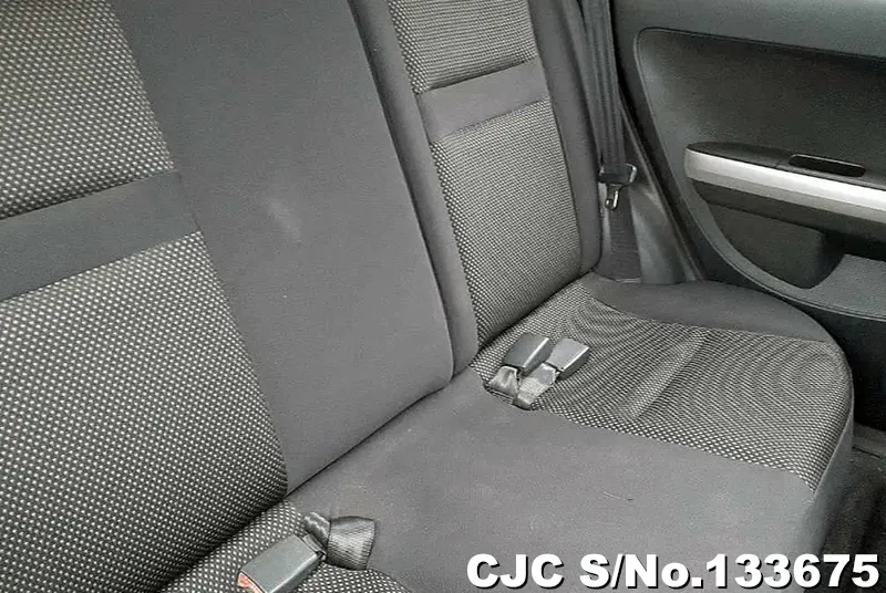 Toyota IST in Silver for Sale Image 10