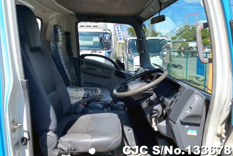 2009 Isuzu / Elf Stock No. 133678
