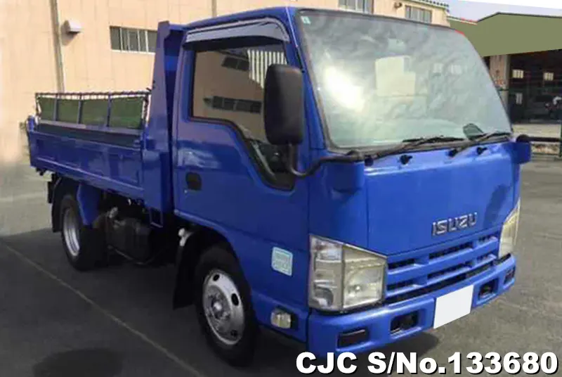 2011 Isuzu / Elf Stock No. 133680