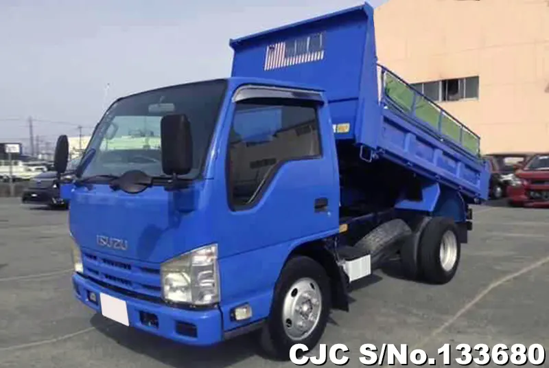 2011 Isuzu / Elf Stock No. 133680