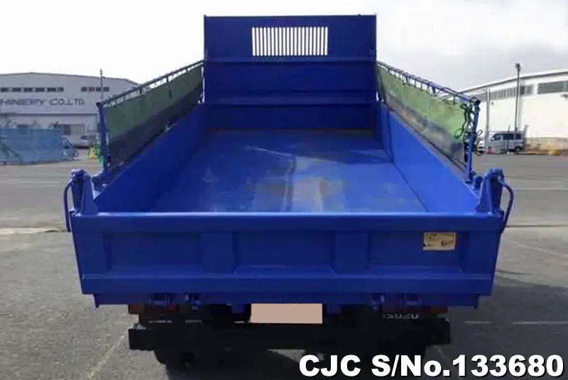 2011 Isuzu / Elf Stock No. 133680