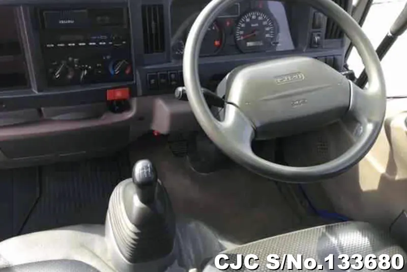 2011 Isuzu / Elf Stock No. 133680