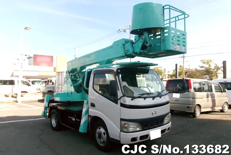 2006 Hino / Dutro Stock No. 133682