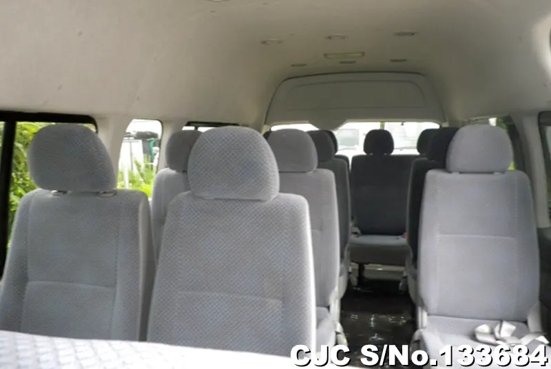 2010 Toyota / Hiace Stock No. 133684