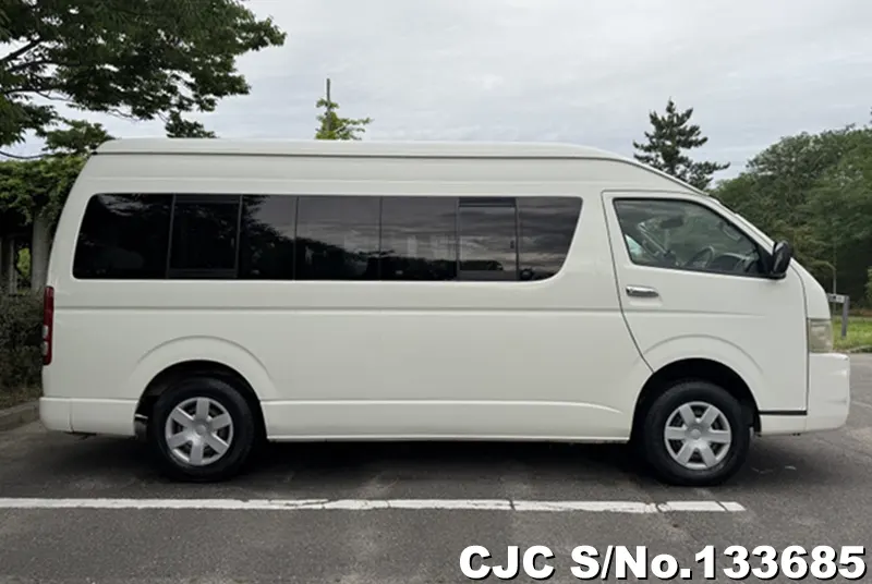 2007 Toyota / Hiace / Commuter Stock No. 133685