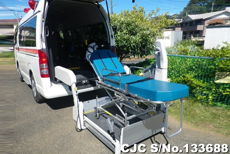 2013 Toyota / Hiace Stock No. 133688