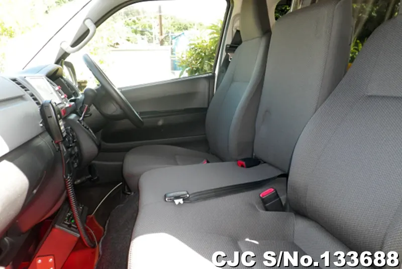 2013 Toyota / Hiace Stock No. 133688