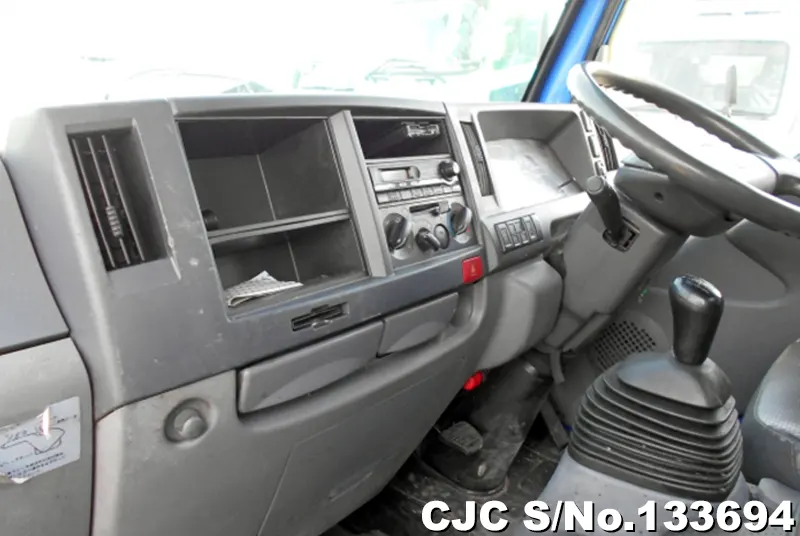 2012 Isuzu / Elf Stock No. 133694