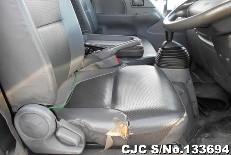 2012 Isuzu / Elf Stock No. 133694