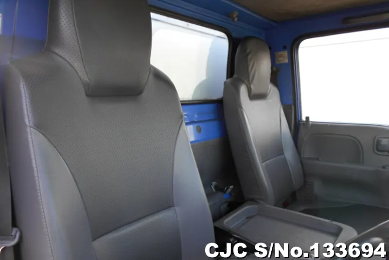 2012 Isuzu / Elf Stock No. 133694