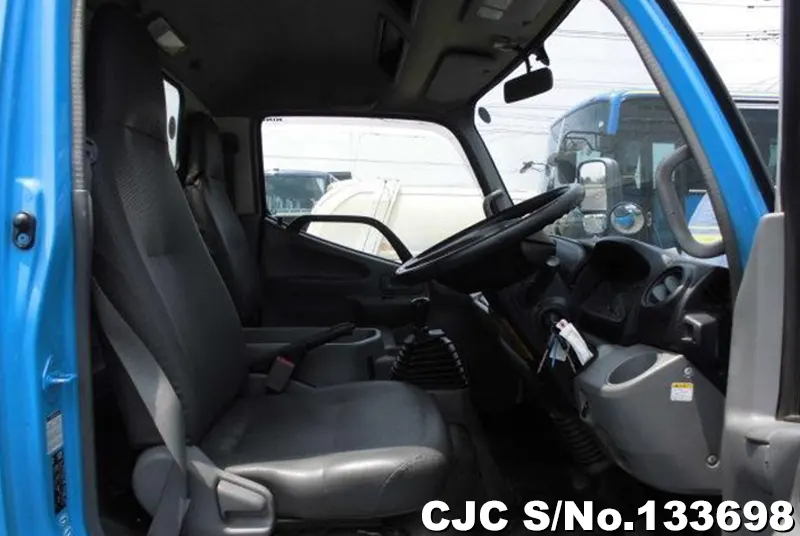 2014 Hino / Dutro Stock No. 133698