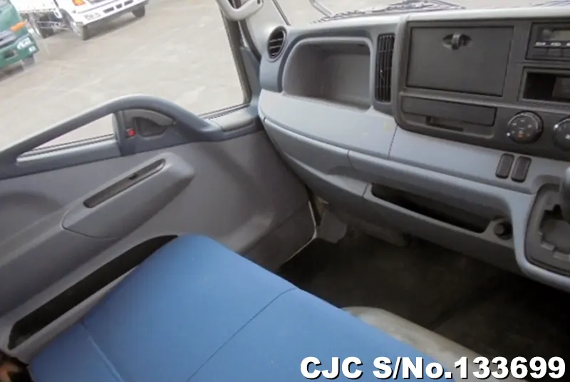 2011 Mitsubishi / Canter Stock No. 133699