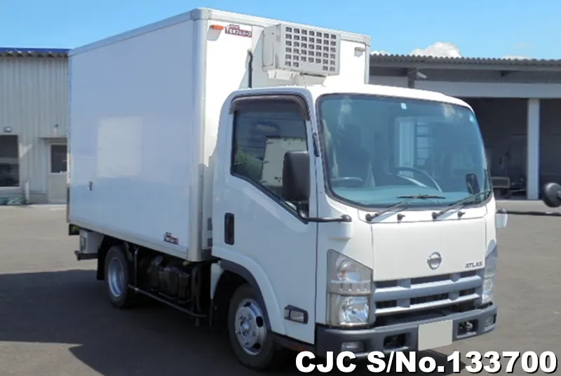 2011 Nissan / Atlas Stock No. 133700