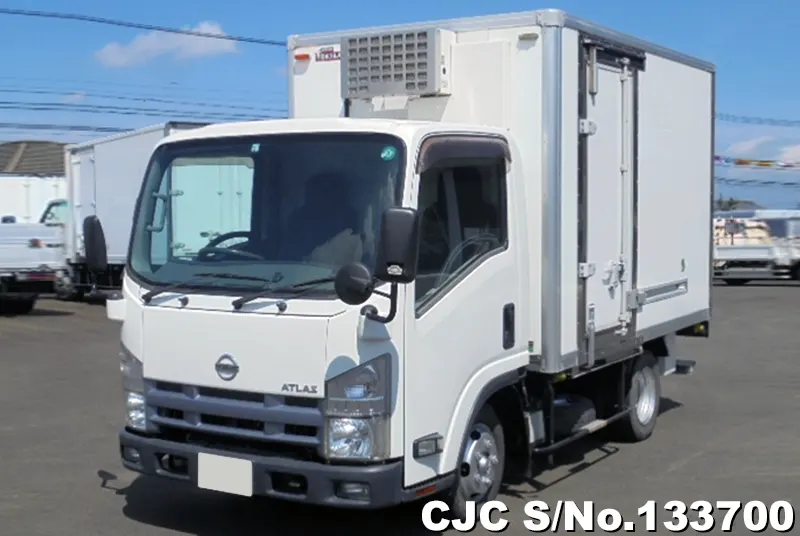 2011 Nissan / Atlas Stock No. 133700