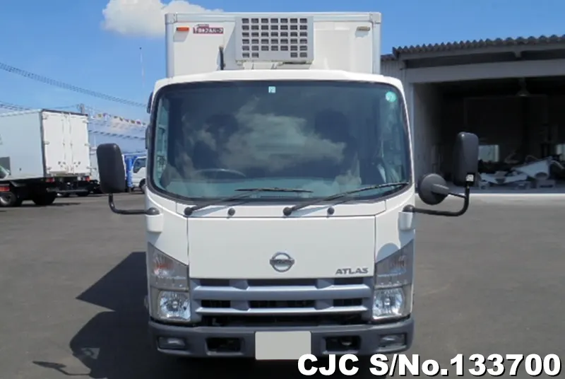 2011 Nissan / Atlas Stock No. 133700