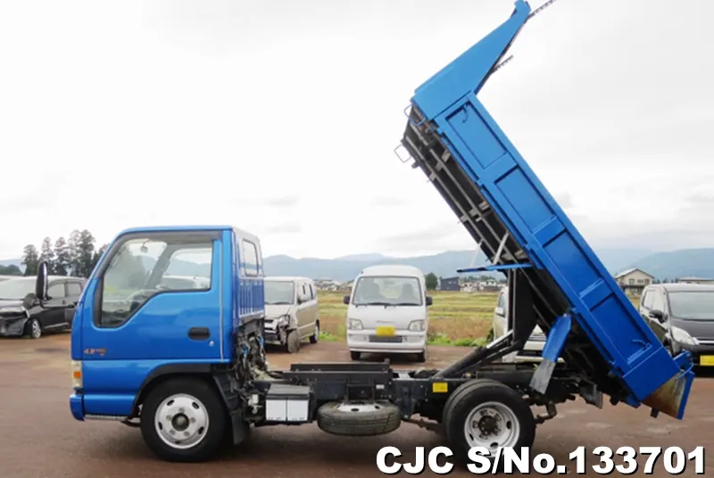 2003 Isuzu / Elf Stock No. 133701