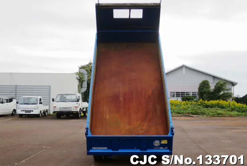 2003 Isuzu / Elf Stock No. 133701