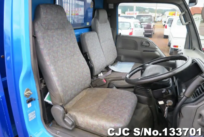 2003 Isuzu / Elf Stock No. 133701