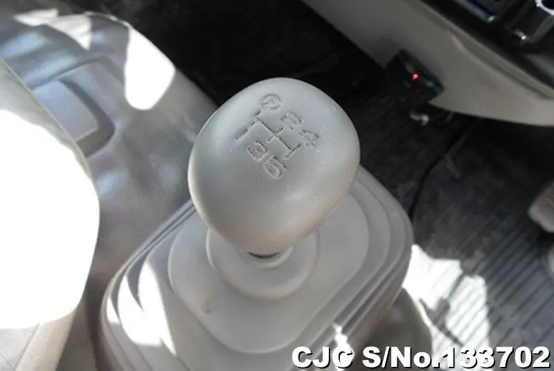 2007 Hino / Dutro Stock No. 133702