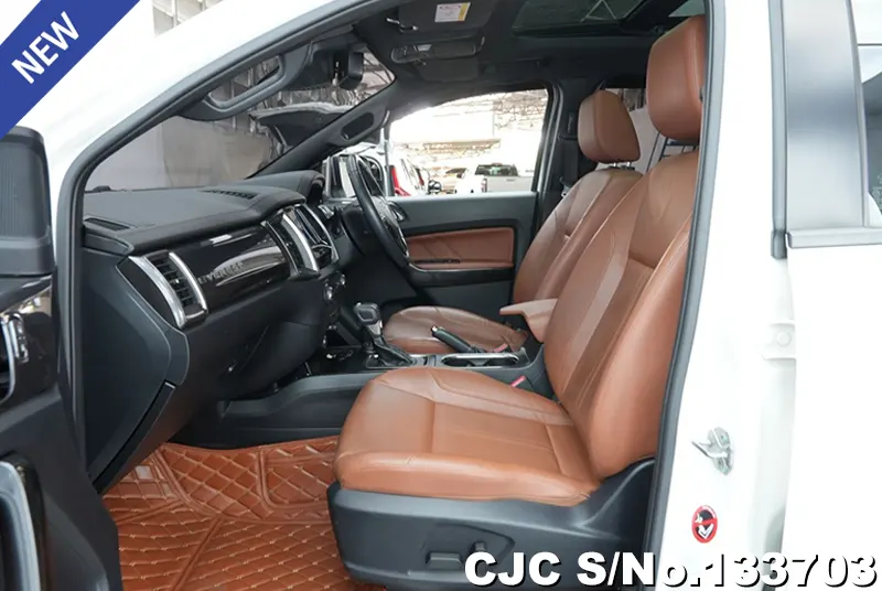 2019 Ford / Everest Stock No. 133703