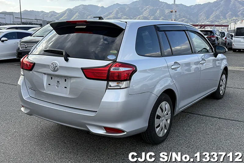 2016 Toyota / Corolla Fielder Stock No. 133712