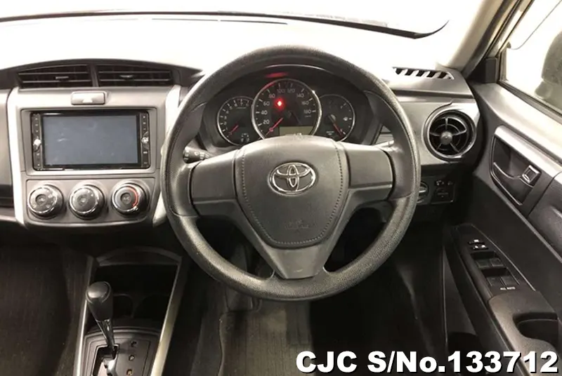 2016 Toyota / Corolla Fielder Stock No. 133712