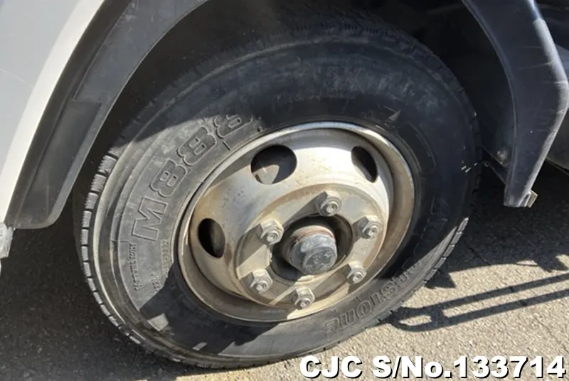 2012 Isuzu / Forward Stock No. 133714