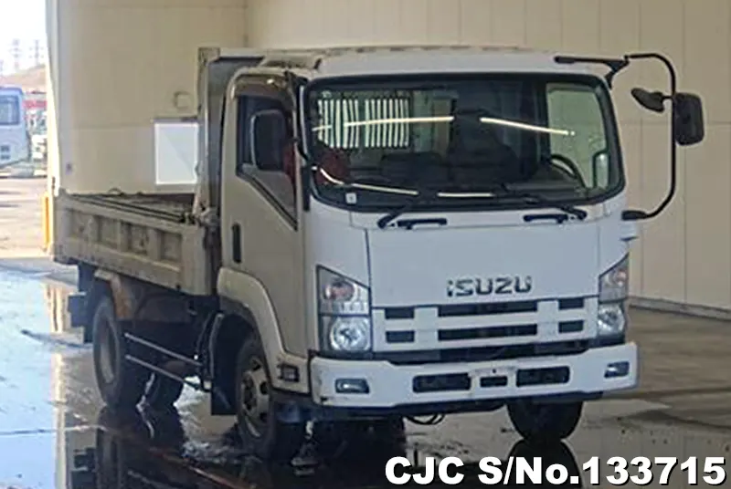 2011 Isuzu / Forward Stock No. 133715