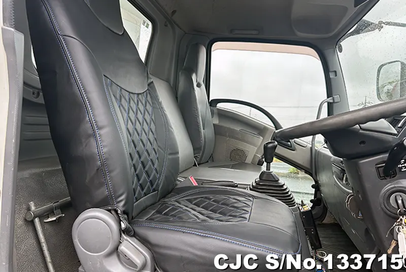 2011 Isuzu / Forward Stock No. 133715