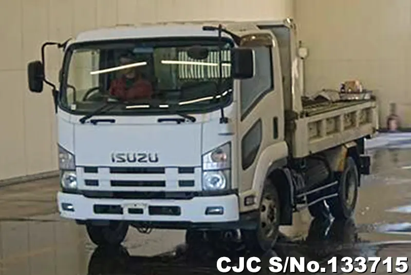 2011 Isuzu / Forward Stock No. 133715