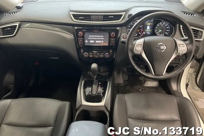 2017 Nissan / X-Trail Stock No. 133719