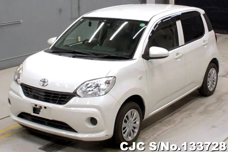 2017 Toyota / Passo Stock No. 133728