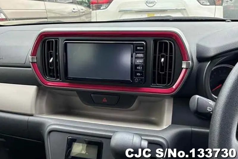 2017 Toyota / Passo Stock No. 133730