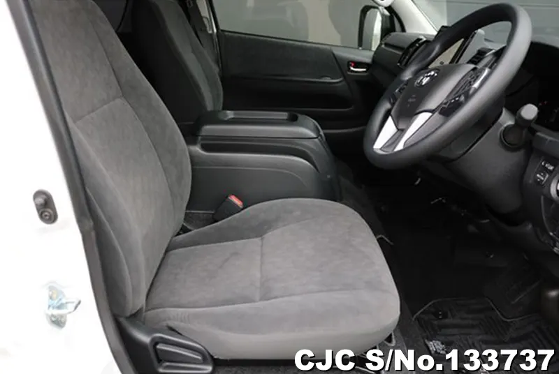 2026 Toyota / Hiace Stock No. 133737