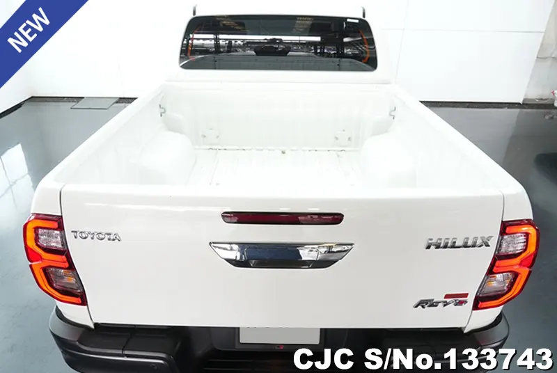 2024 Toyota / Hilux / Revo Stock No. 133743
