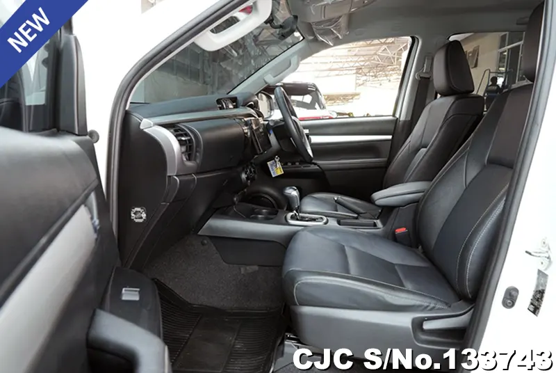 2024 Toyota / Hilux / Revo Stock No. 133743