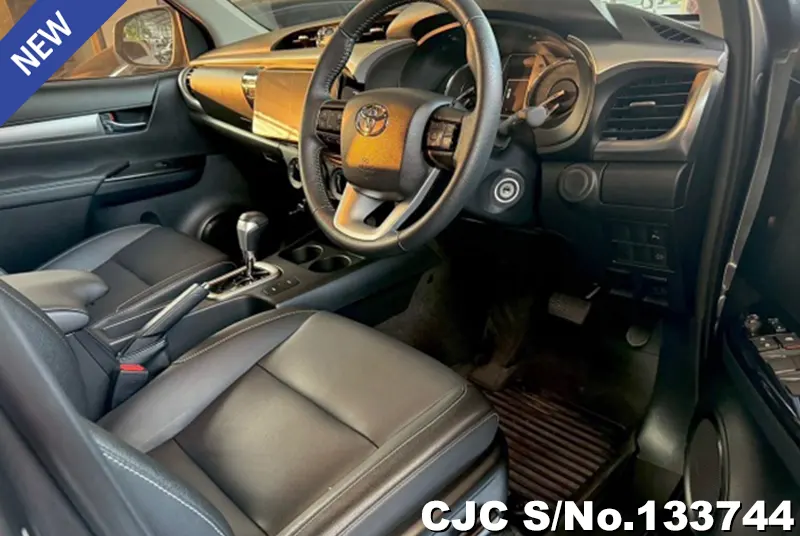 2024 Toyota / Hilux / Revo Stock No. 133744