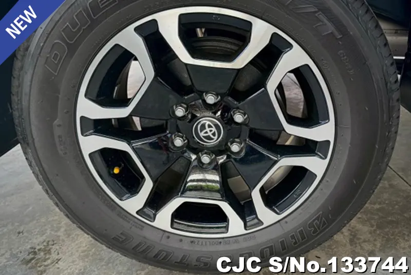 2024 Toyota / Hilux / Revo Stock No. 133744