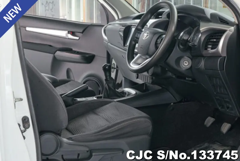 2022 Toyota / Hilux / Revo Stock No. 133745